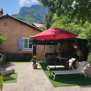 https://valle-de-la-vsubie-45-minutes-aroport-de-nice.fr-provencehotel.com